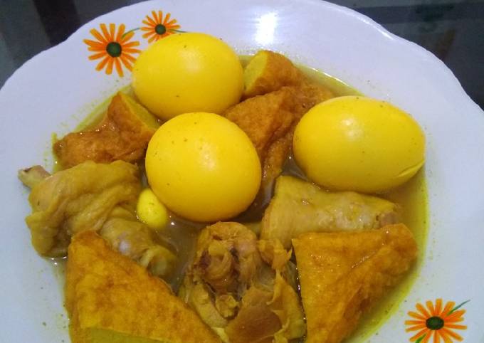 Opor ayam telor tanpa santan