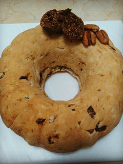 Una foto de Pan de higos deshidratados y nueces