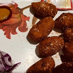 A picture of Crispy Egg cutlets.