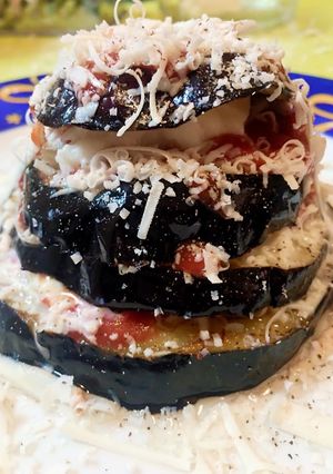 Foto di Torretta alla parmigiana con melanzane, cacioricotta e mozzarella di Bufala