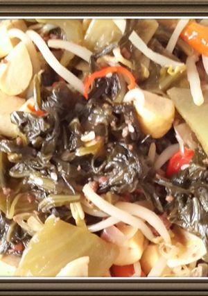 Foto resep Daging cincang masak sayur asin,tauge,dan tahu kuning simple 🍴🍚
