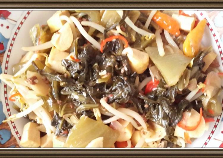 Resep Daging cincang masak sayur asin,tauge,dan tahu kuning simple 🍴🍚 | Cara Bikin Daging cincang masak sayur asin,tauge,dan tahu kuning simple 🍴🍚 Yang Enak Dan Lezat