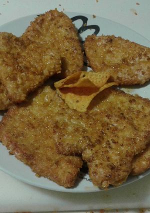 Una foto de Pechugas de pollo rebozadas con doritos