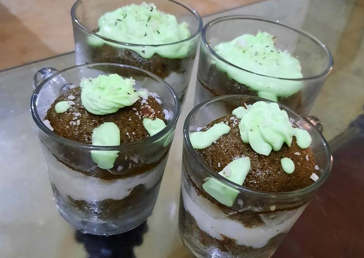 Green velvet Cup Cakes for Independence day πππ€