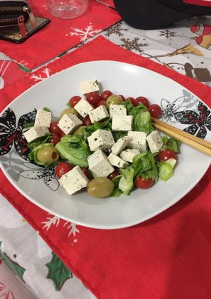 Una foto de Ensalada con tofú
