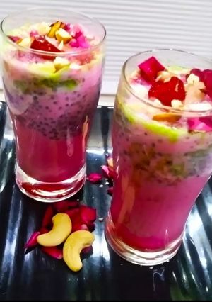 A picture of Sabja Seeds Gond Milk.
