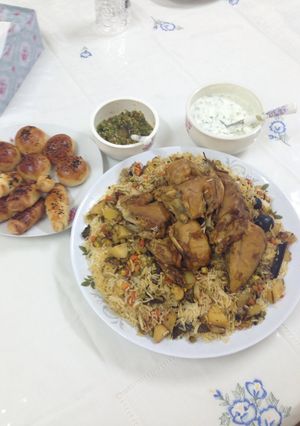 صورة لوصفة رز بالخضار والدجاج المشوي