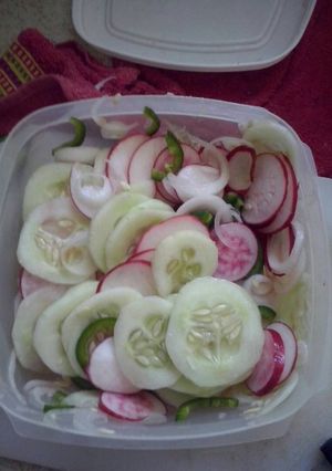 Una foto de Ensalada rápida de pepino. ॐ