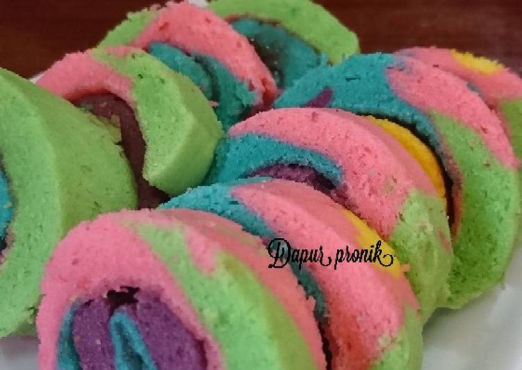 Cara Gampang Membuat Bolu gulung warna warni Anti Gagal