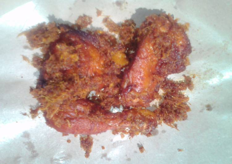 Ayam goreng serundeng lengkuas gampang