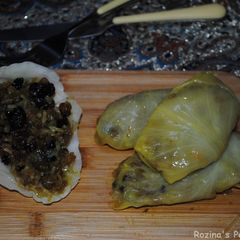 A picture of Persian cabbage rolls.