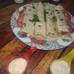 ساندويتش شاورما دونر تركي باللحمه المفرومه والخبز البيتي 🌮-レシピのメイン写真