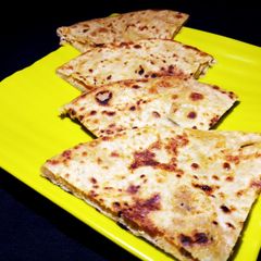 A picture of Sattu stuffed paratha.