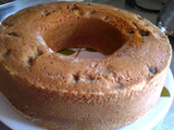 Rosca de vainilla con pasas y nuez