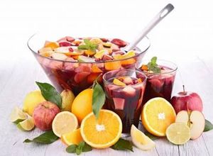 Una foto de Ponche de frutas. (tipo pisto sin alcohol)