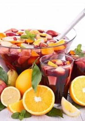 Una foto de Ponche de frutas. (tipo pisto sin alcohol)