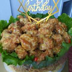 A picture of Noodle Cake / Indomie Cake / Cake Gurih / Cake Nasi.