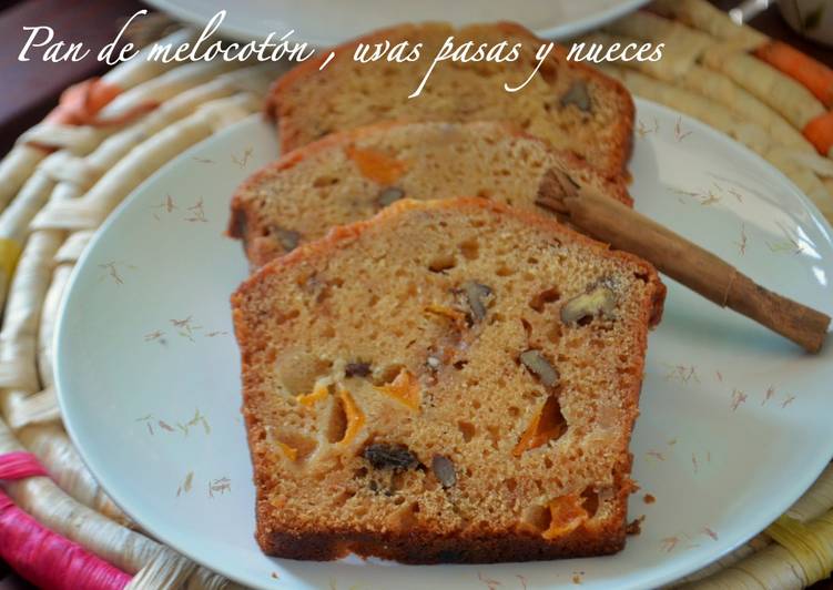 Pan de melocotón, uvas pasas y nueces (Thermomix)