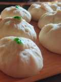 Bakpao Lembut 2 Rasa - Coklat Lumer & Kacang Wijen Sangrai