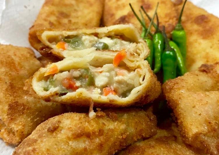 Cara Gampang Membuat Risoles Isi Ragout Ayam Anti Gagal