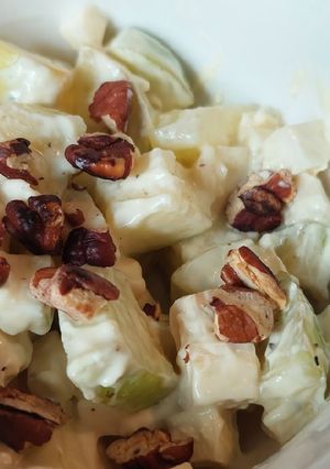 Valdorf saláta (ahogy én keszítem) recept fotója