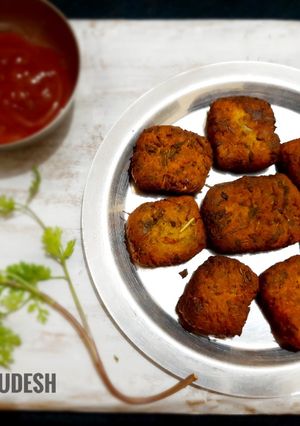 कोथिंबीर वडी (kothimbir vadi recipe in marathi) रेसिपी चे मुख्य फोटो