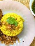 ข้าวผัดหมกไก่ทอด