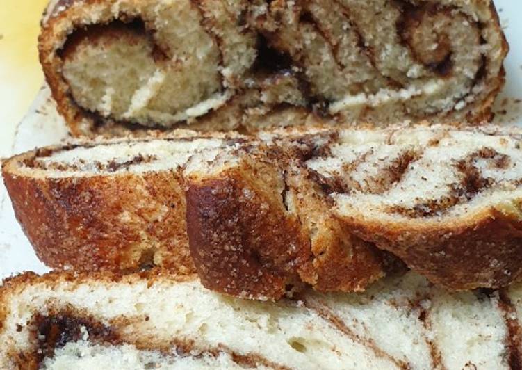 Krantz (trenza con chocolate negro y canela)