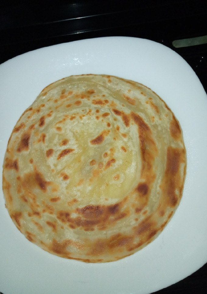A picture of Soft layered chapatis.