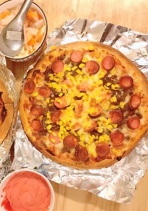 Hình của món Pizza làm bằng nồi chiên k dầu.