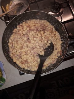 Foto di Gnocchetti gorgonzola speck e noci