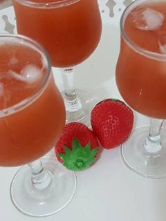 صورة لوصفة عصير الفراولة الرائع 🍓🍓🍓