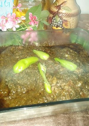 A picture of Palak Gosht.