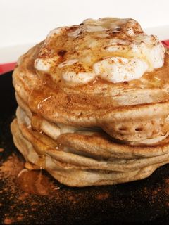 Una foto de Tortitas de harina de avena sabor tarta de manzana
