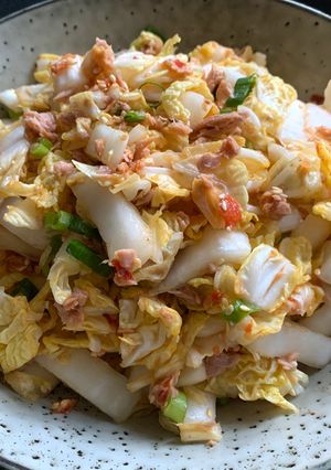 A picture of Wombok & Tuna Salad.