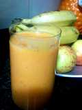Vitamina de mamão, banana e maçã
