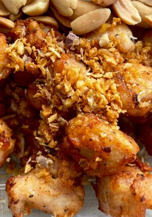 รูปของ อกไก่กระเทียม 🧄เครื่องเคียงคู่น้ำพริก🌶️