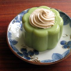 A picture of Corn Starch Matcha Milk Jelly.