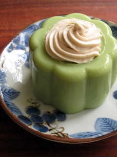 A picture of Corn Starch Matcha Milk Jelly.