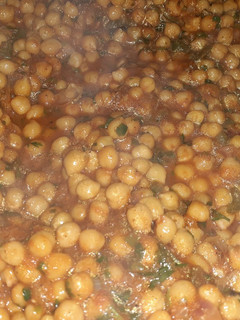 A picture of Chickpeas curry.