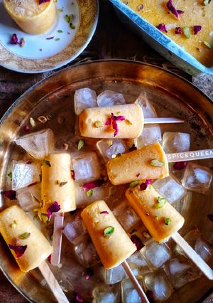 A picture of Mango Kulfi.