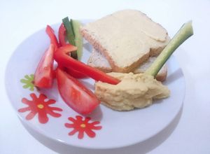 Hummusz (csicseriborsókrém) alaprecept recept fotója