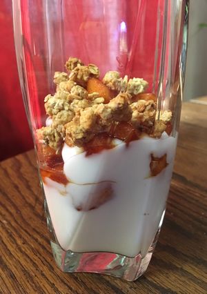 A picture of Apple pie yogurt parfait.