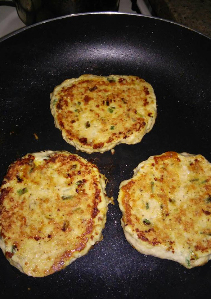 Una foto de Hamburguesas de pollo con puerro picadito