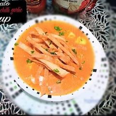 A picture of Tomato chilli garlic sour soup.
