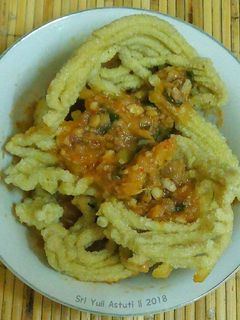 Foto resep #4 - Kerupuk Banjur Sambel Oncom