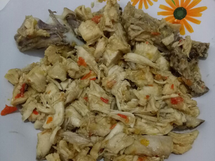 Langkah Mudah untuk Membuat Ayam rebus suir cabe rawit sehat Wajib Dicoba