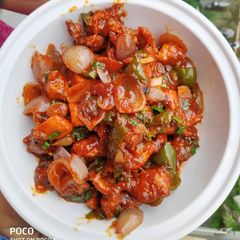 A picture of Chilli chicken.