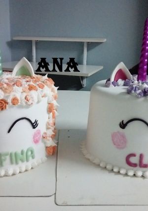 Una foto de Torta de Los Unicornios cumpleaños gemelas