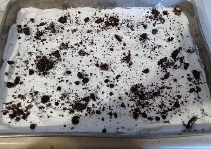 Oreo Kahlua Cake